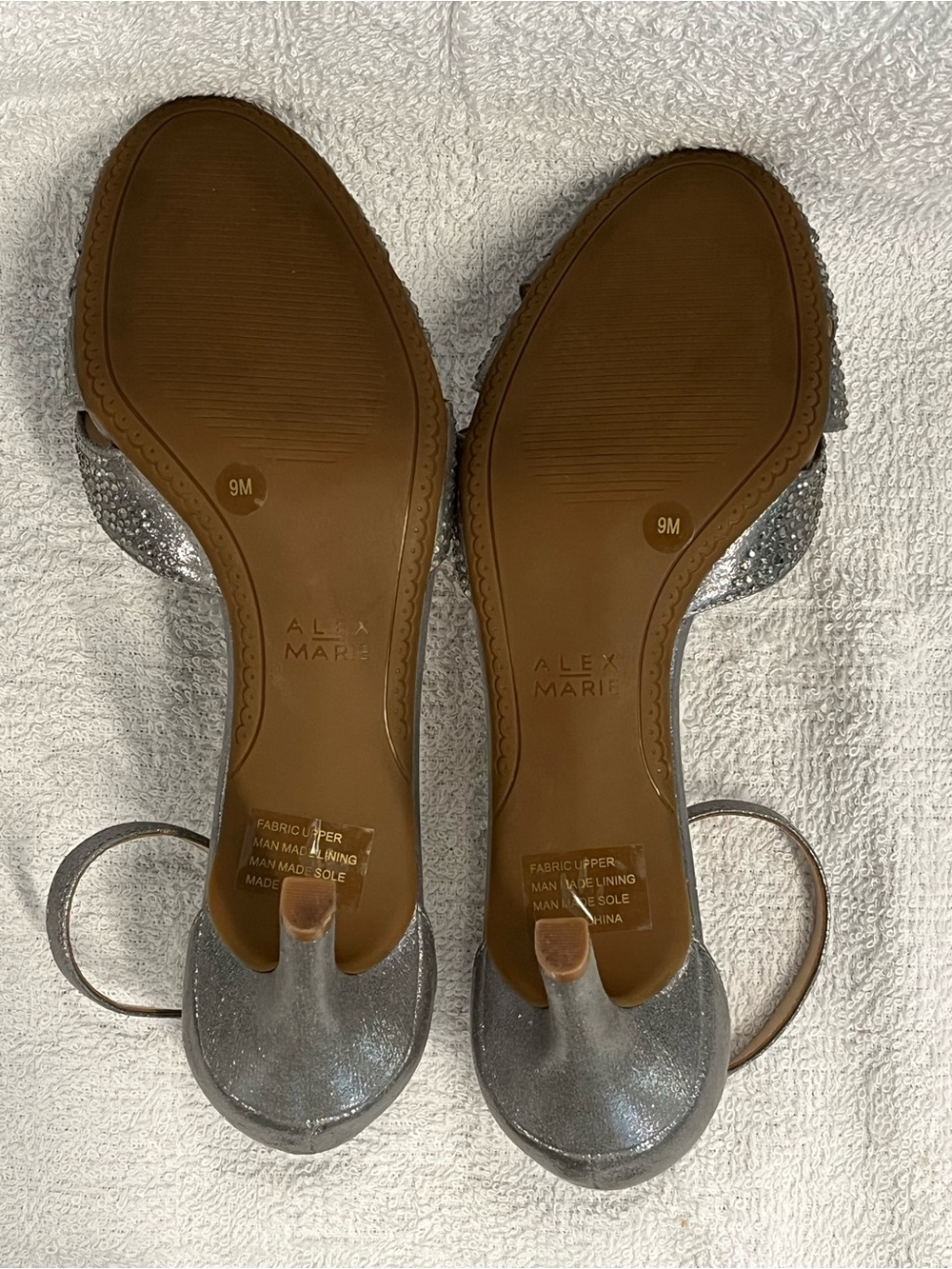 Alex Marie silver rhinestone formal shoes/ heeled sandals. Closed round toe. 9 - Picture 8 of 10